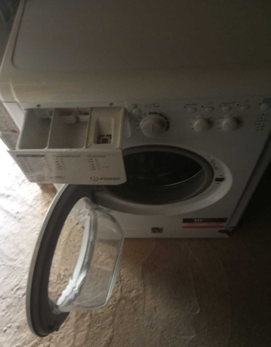 Máquina de lavar roupa 100% operacional