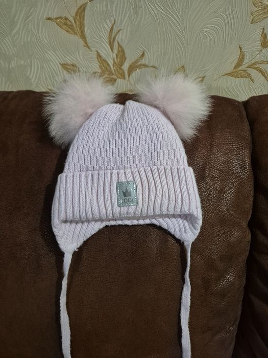 Шапочки на дівчинку