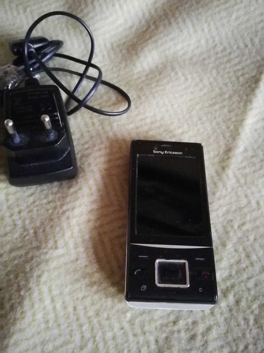 Sony Ericsson J20i Hazel | Bez Simlocka | Komplet z ładowarką