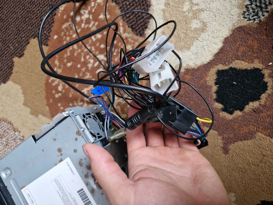 Магнитола Kenwood 7 дюймів