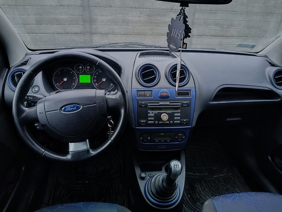 Sprzedam Ford Fiesta 1.4 diesel lift klimatyzacja