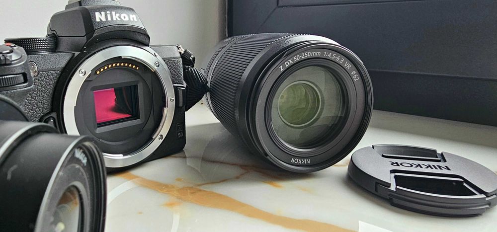 Nikon Z 50 + 16-50mm f/3.5-6.3 VR + 50-250mm f/4.5-6.3 VR DX