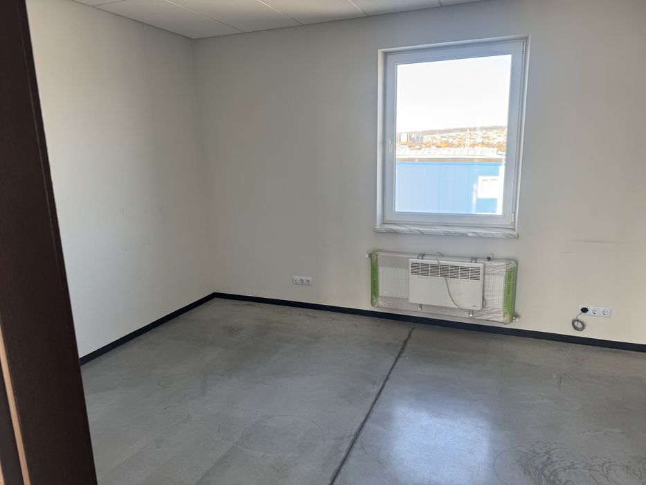 Здається в оренду комерційне приміщення 2,4 поверх з 4