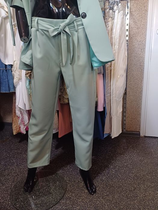 Elegancki garnitur damski