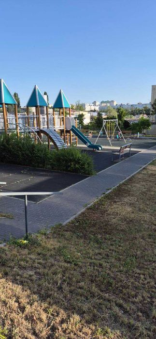 Продам 1 кімнатну квартиру в ЖК Журавлі.
