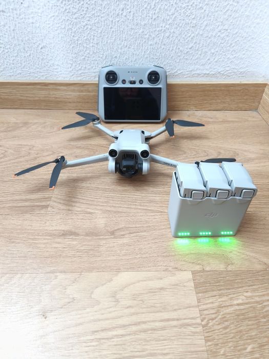 DJI Mini 3 PRO + 3 baterías + RC