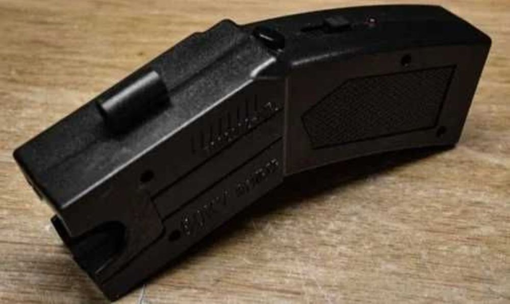 Paralizator Blackfire Blaster Black TASER Strzelający Elektrodami