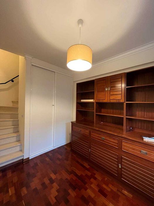 Apartamento T1+1 | Penha de França | Garagem | Arrendamento