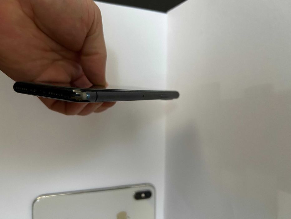 2 Iphones X 256GB  99euros/cada e mais 2 iphones Xdiversos (descrição)