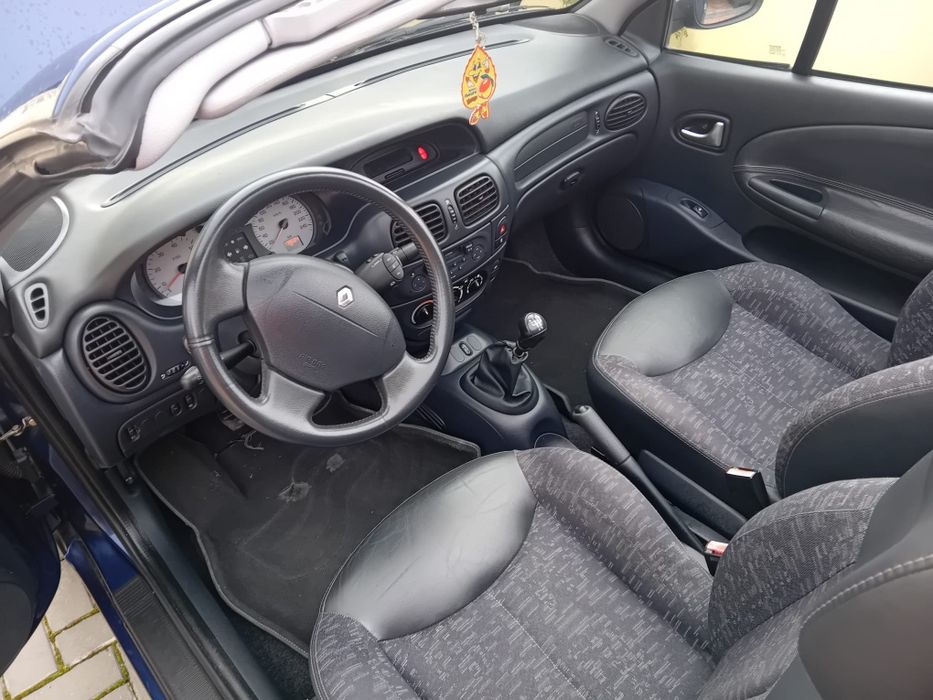 Renault Mégane Cabrio Karmann Evidence – 2002