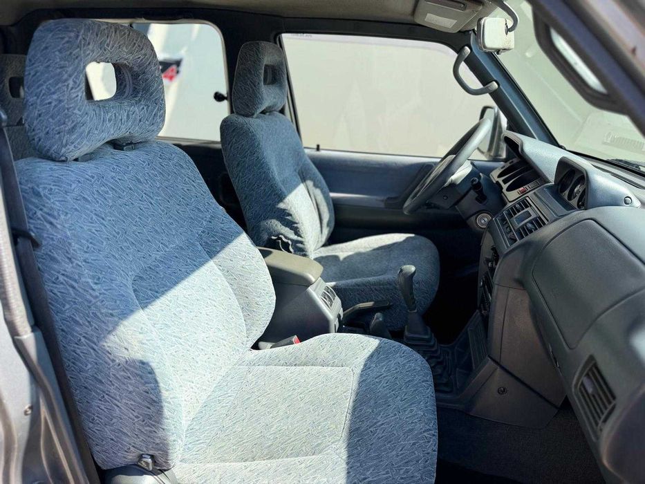 MITSUBISHI PAJERO GLS (ABAS LARGAS)