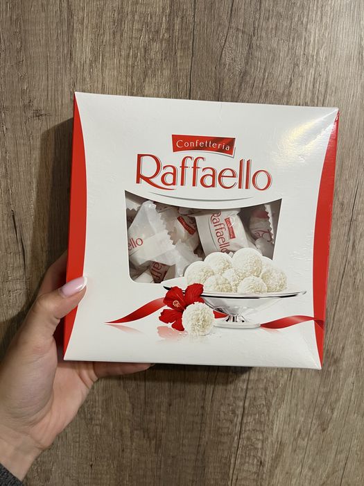 Raffaello 260g 10zł