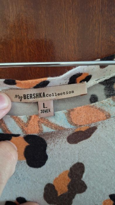 Blusas e tunicas femininas diversos tamanhos e cores, a 5€ cada+portes