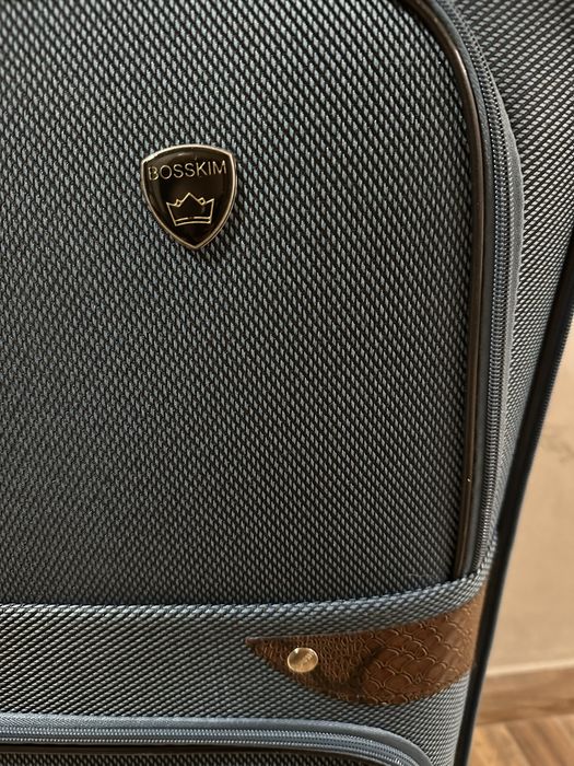 Duża, miękka walizka, kółka obrotowe 360 stopnii