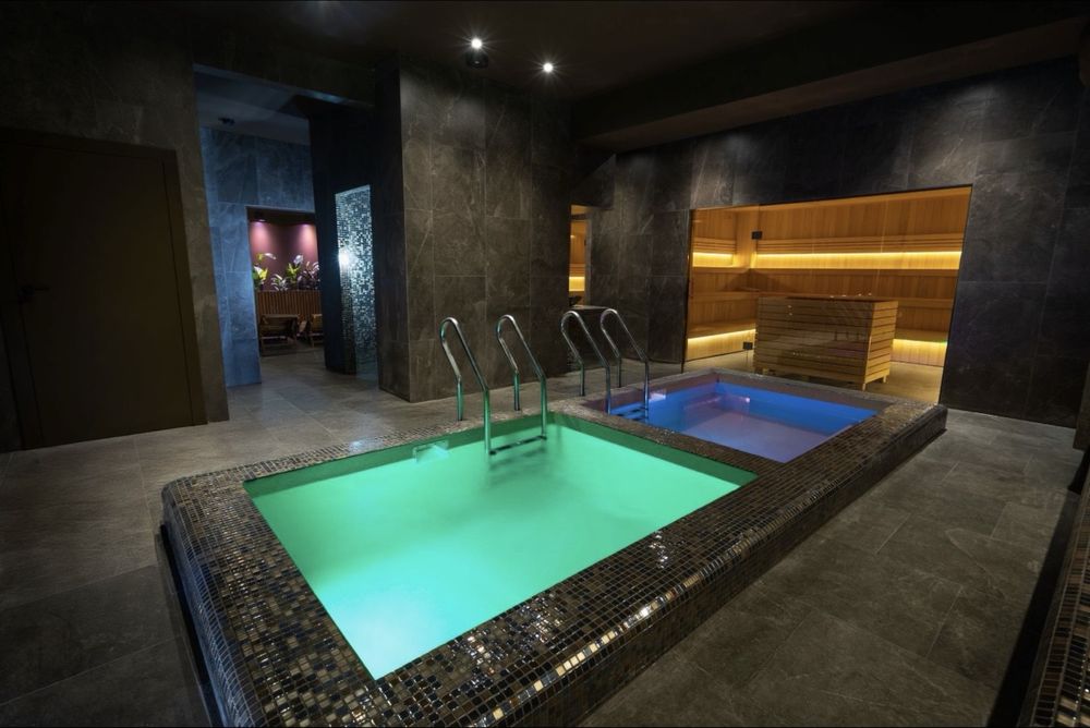 Basen Murowany / Basen  Poliestrowy / Instalacja Hydrauliczna