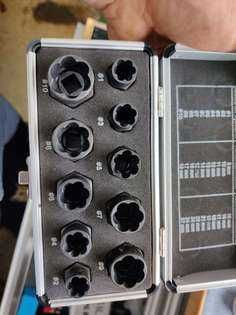 F913 Removedor PorcasParafusos Danificados Múltiplos MODELO ALTO