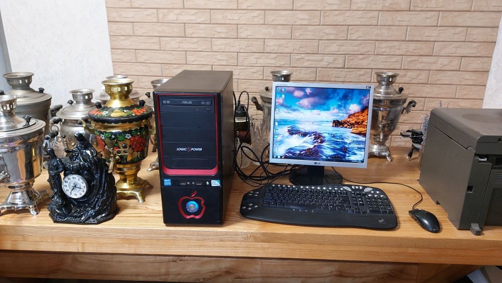 Продам компьютер системный блок и монитор