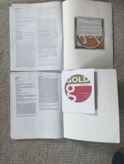 Manuais de Inglês Gold: Pre-first e Preliminary