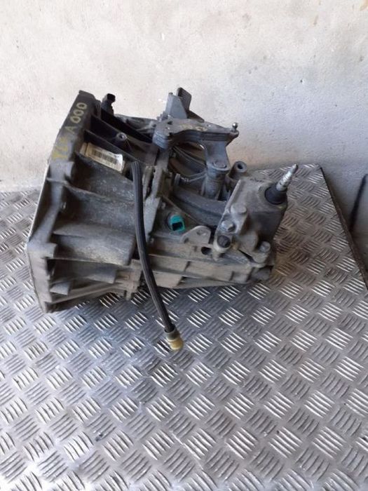 Caixa de 6 velocidades Renault Scenic 1.5 dci ref: TL4 A 000