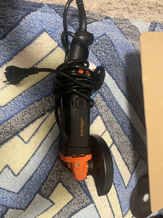 Шліфувальна машина Дніпро-м gl 125s