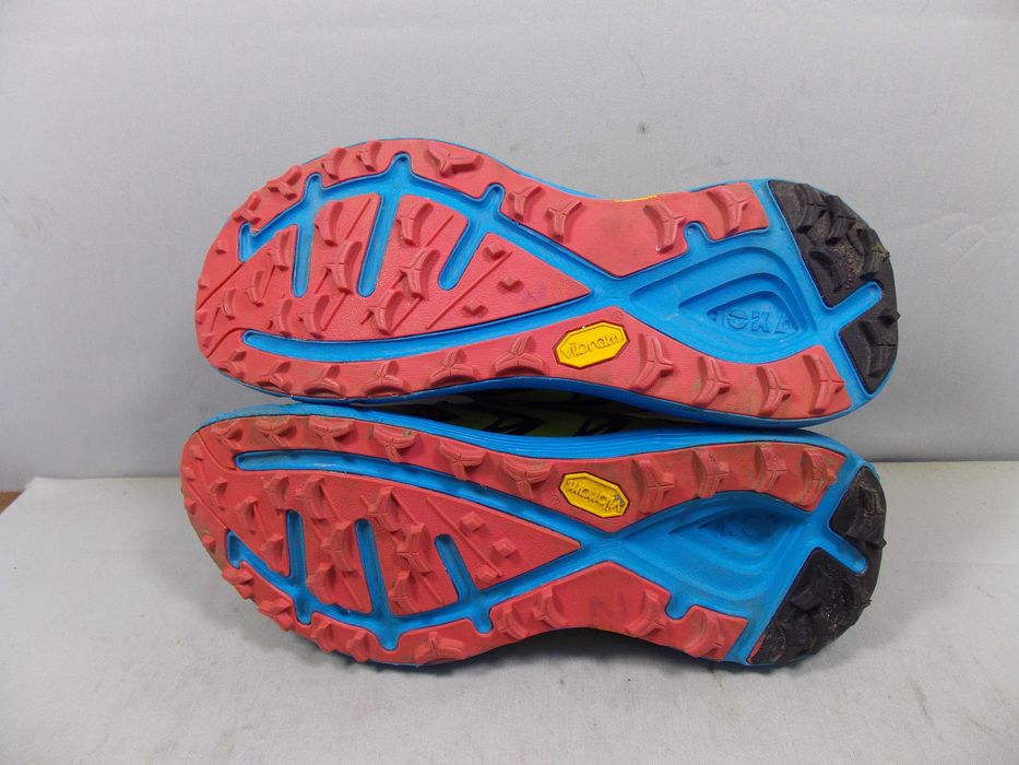 hoka one one speedgoat