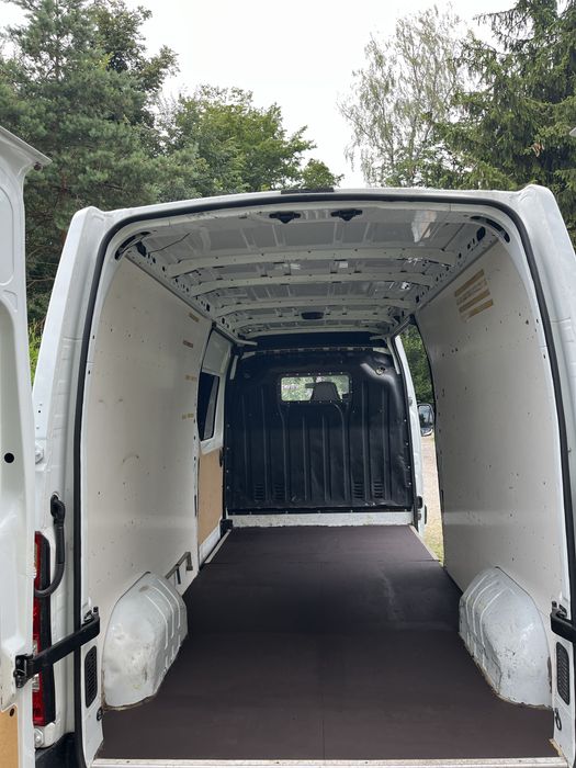 Wynajem busa dostawczego, dostawczaka, auta dostawczego