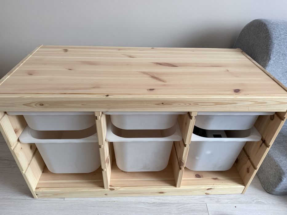 Ikea trofast regal z pojemnikami