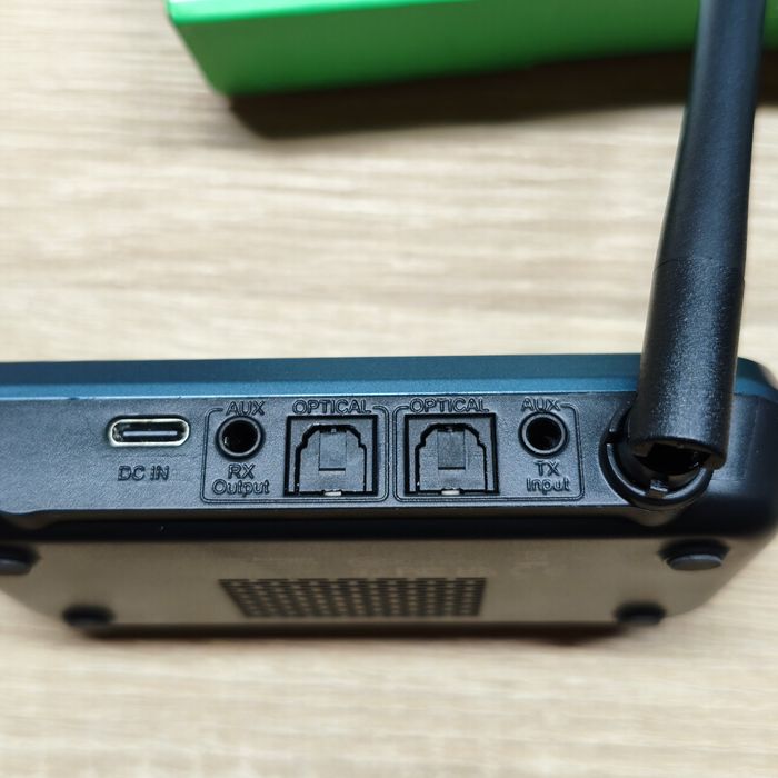 Bluetooth 5.3 адаптер Soomfon BT17 (Transmitter/Receiver/Bypass)