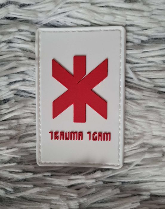 Cyberpunk 2077 Trauma Team naszywka patch rzep świeci w ciemności