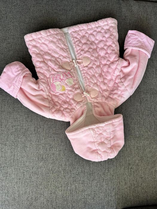 Lote de 15 peças de roupa de bebé dos 0-3