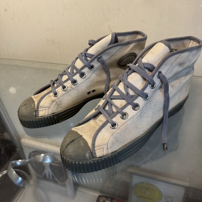 Stare trampki stomil prl r.39 kultowe retro