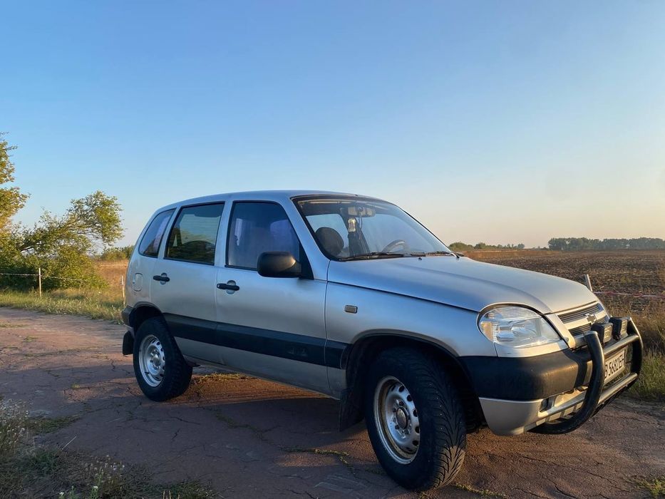 Продам ниву Шевроле