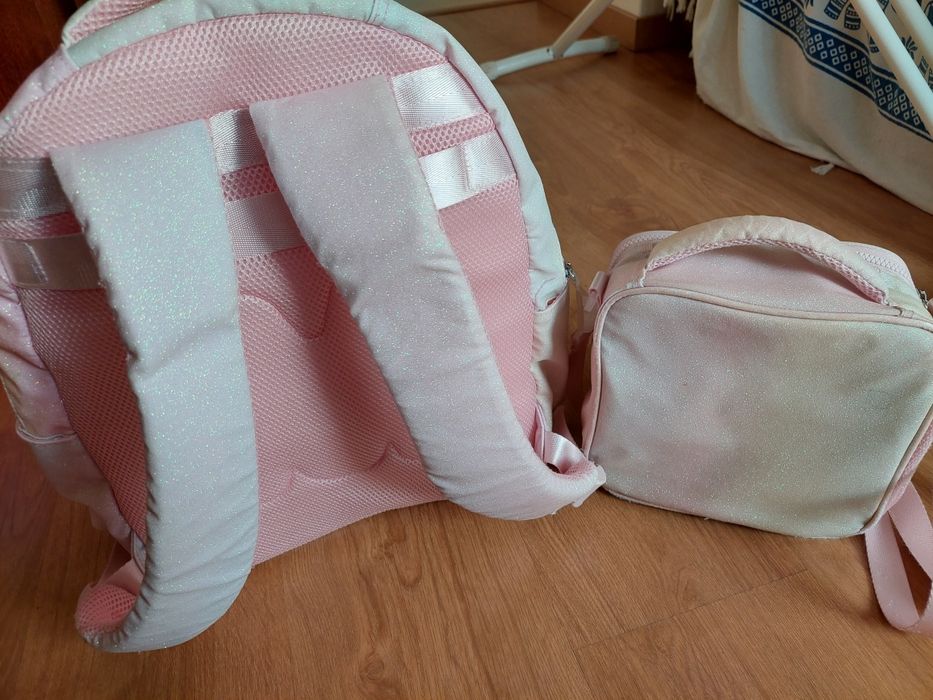 Mochila em muito bom estado