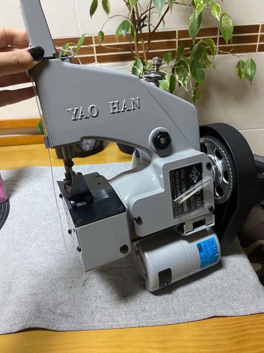 Maquina de costurar sacos industrial