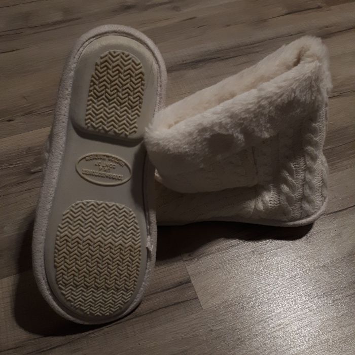 Buty kapcie Isotoner nowe