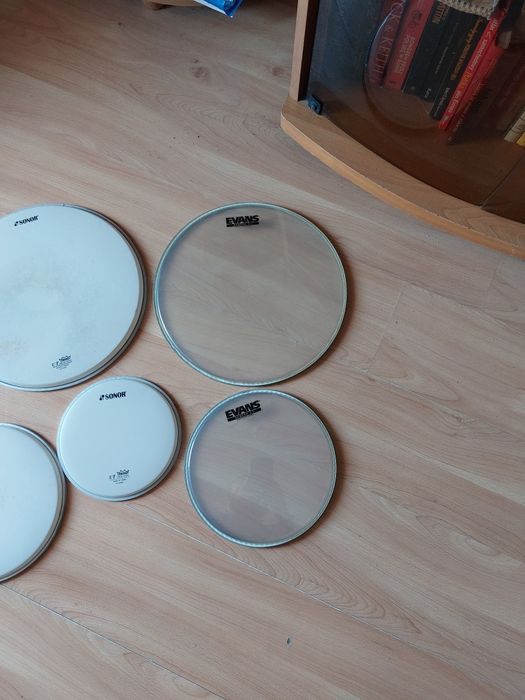 Sprzedam naciągi Evansa 2szt iSonor 5szt