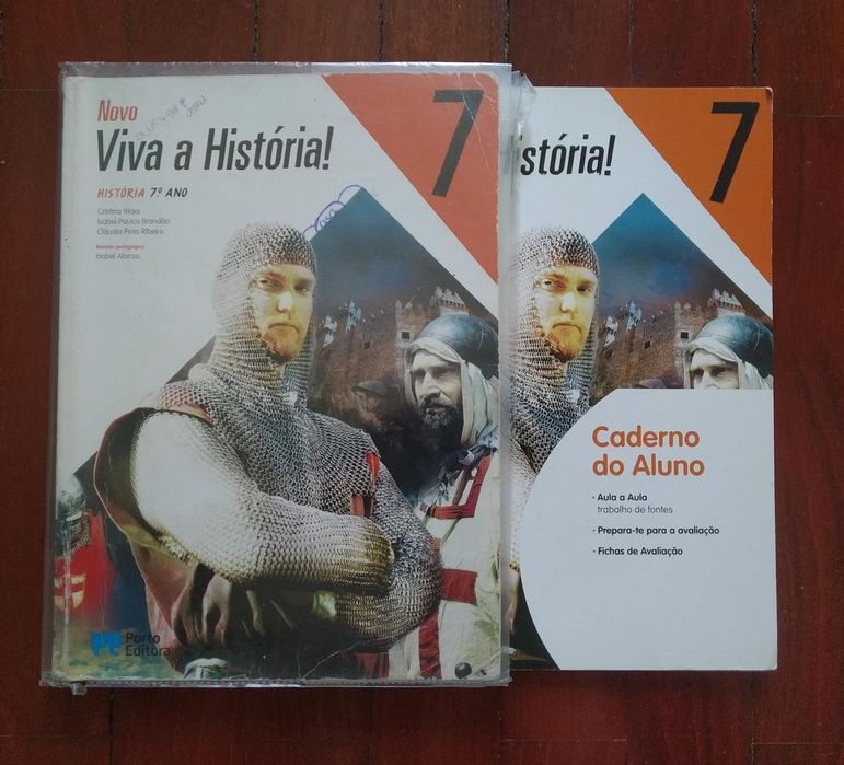 Livros escolares 7 ano Geografia História Inglês Espanhol