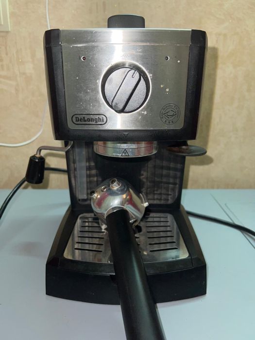 Кавомашина Delonghi EC 157