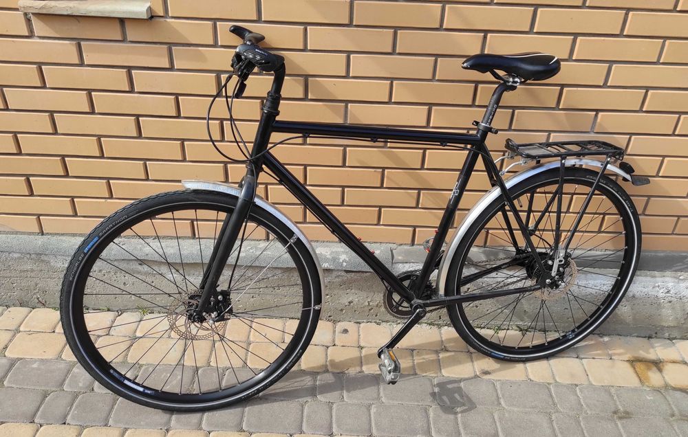 Хромолевий велосипед на планетарній втулці Alfine 11