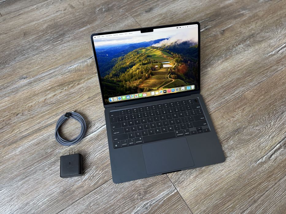 Apple Macbook Air M2 8gb ssd 250gb - акумулятор 100%