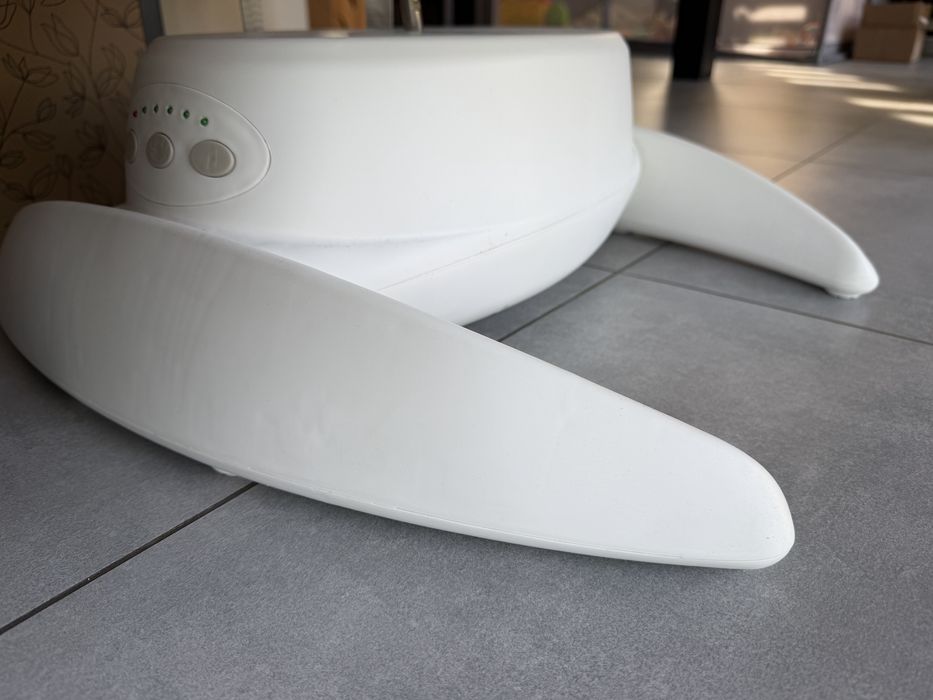 Bujaczek leżaczek elektryczny obrót 360°panel sterowania 0-9kg Lionelo Iris