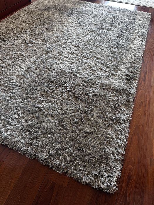 Carpete cinza 2,35x1,65m