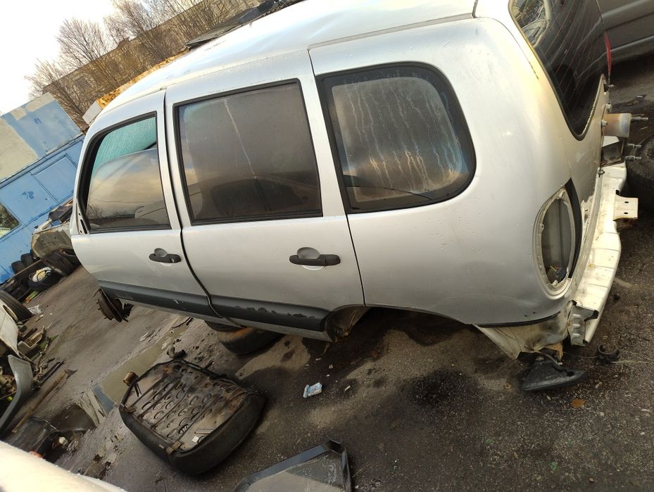 Нива   шевроле  1.7