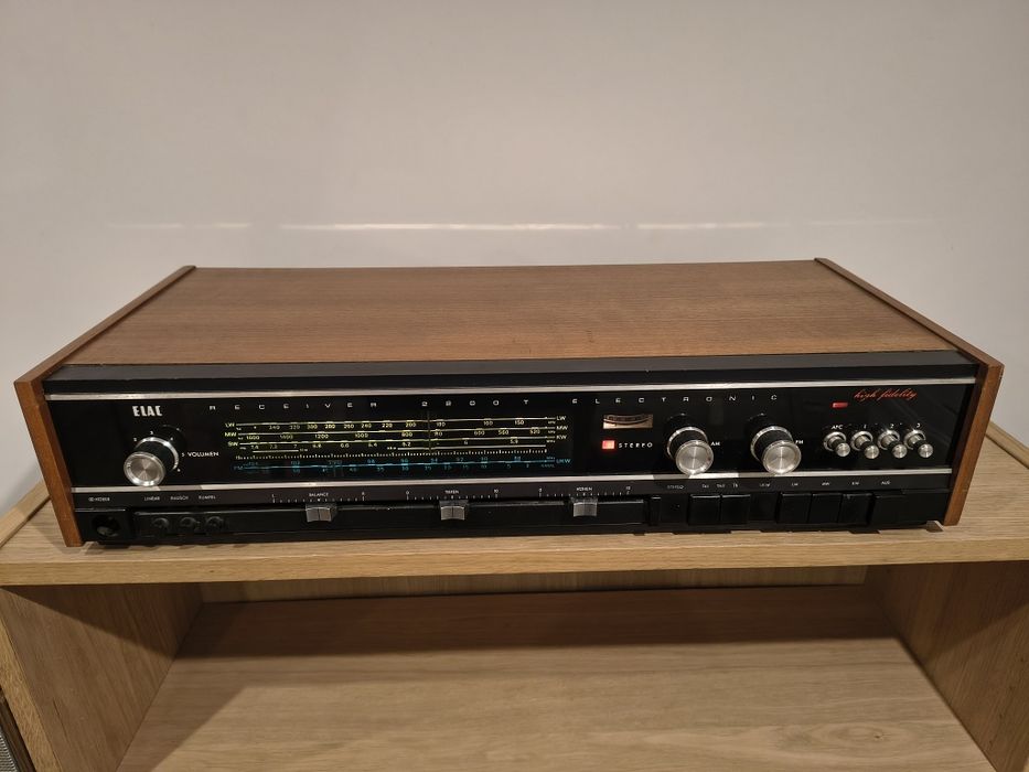 Elac 2200T Receiver amplituner hifi drewno