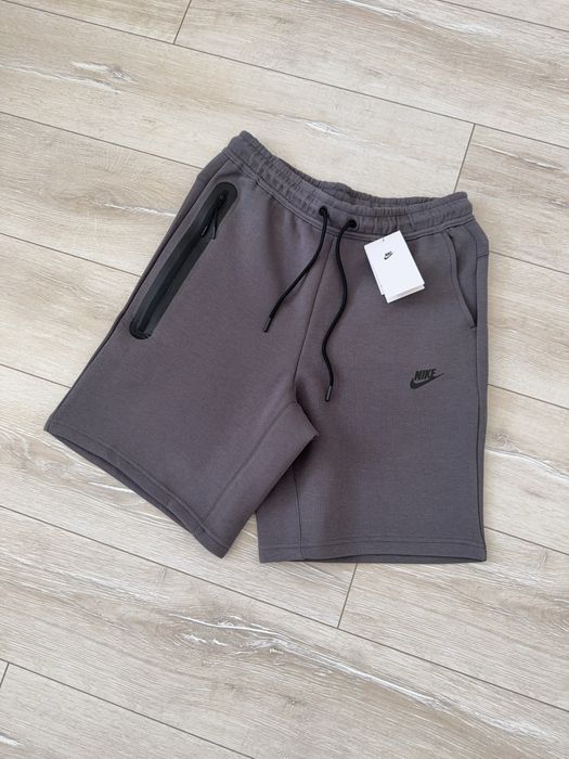 Шорти nike tech fleece / шорти котонові найк