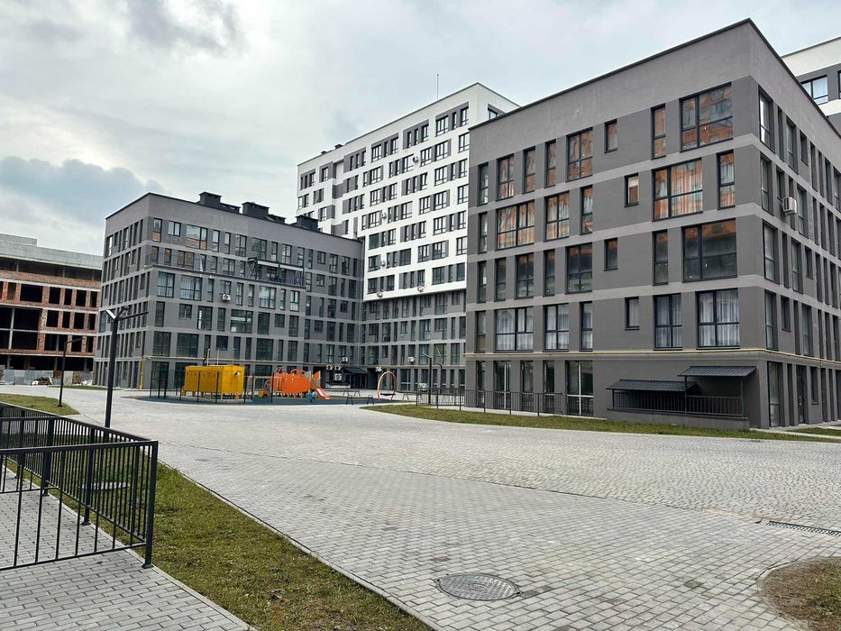 Продаж 3 кімнатної квартири, Стрийська-Наукова
