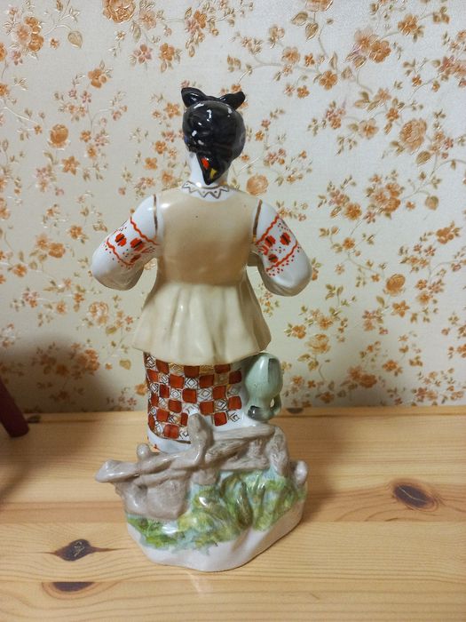 Статуетка  СССР "Солоха"