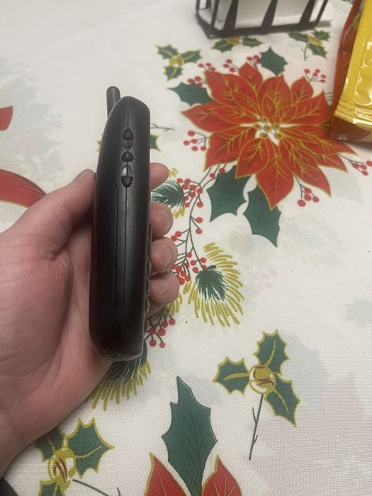 Продам Motorola CD 930