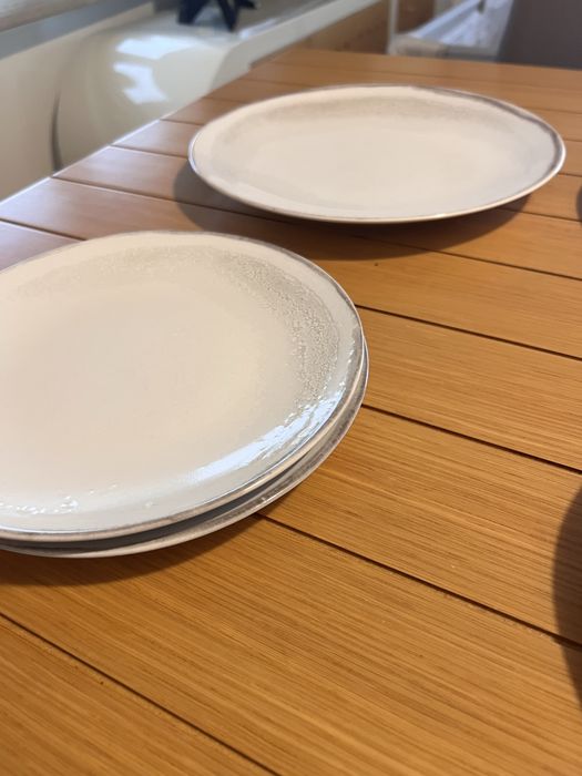 Pratos MESA Ceramics