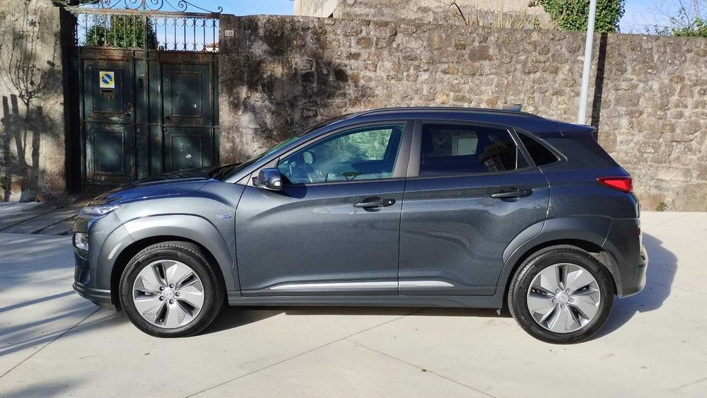 Hyundai Kauai EV 39 kWh — 136 CV | Full Extras